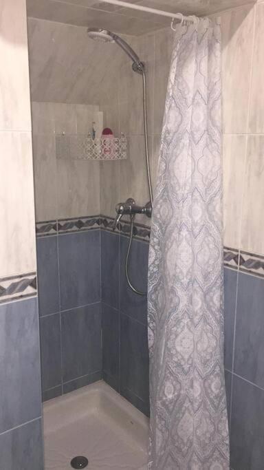 Acogedor Piso En Carino Apartment Bagian luar foto